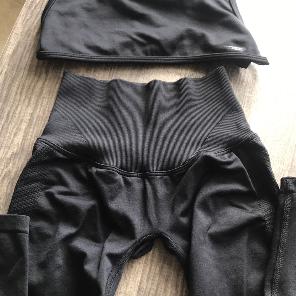 Prozis Black Leggings and Top Set - Picture 2 of 6